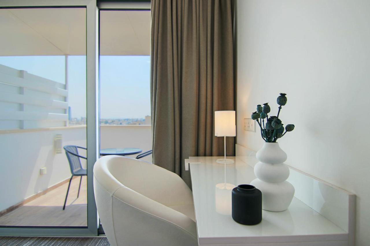 Phaedrus Living: Luxury Suite Nicosia 508 Ngoại thất bức ảnh