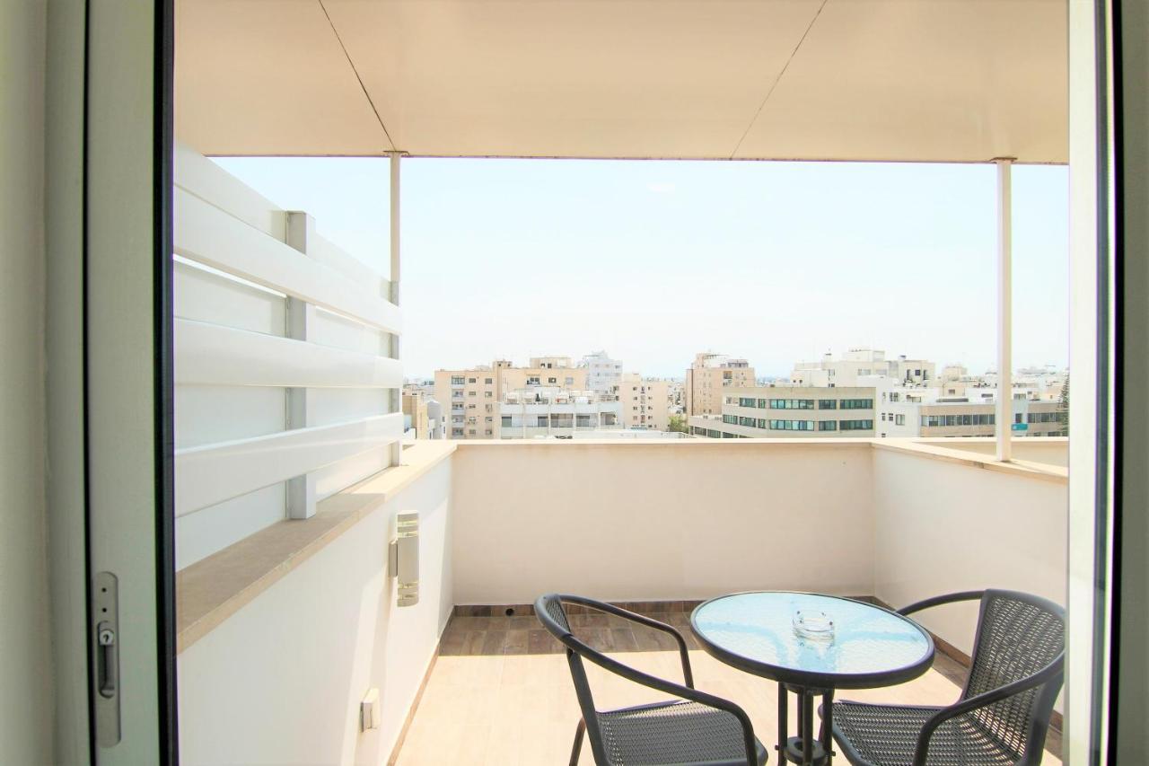 Phaedrus Living: Luxury Suite Nicosia 508 Ngoại thất bức ảnh